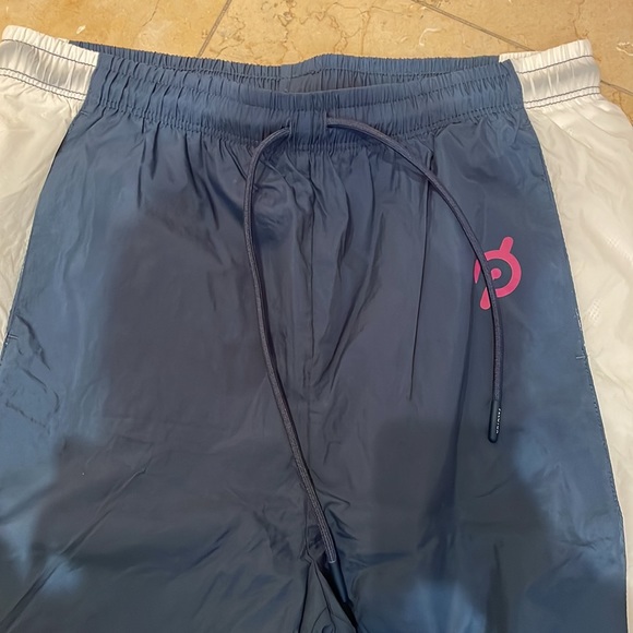 Peloton pants - Picture 3 of 4